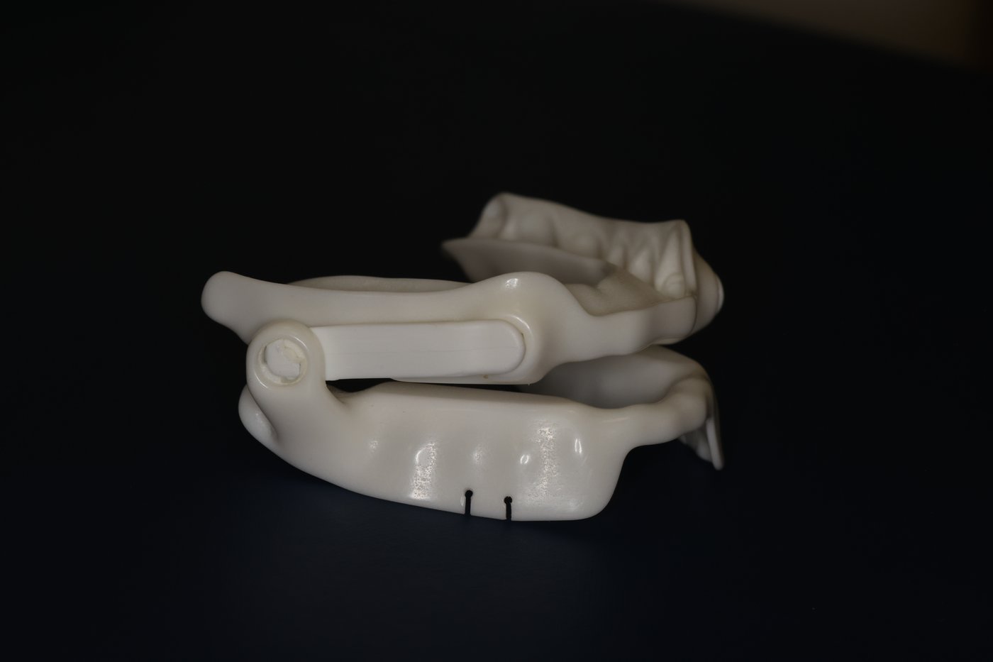 The Panthera oral appliance, side (buccal) view